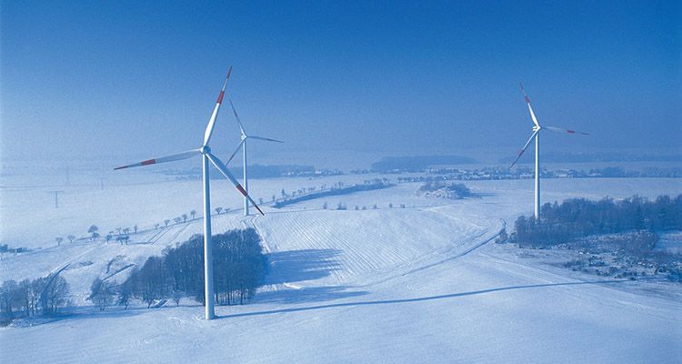 onshore wind turbine towers